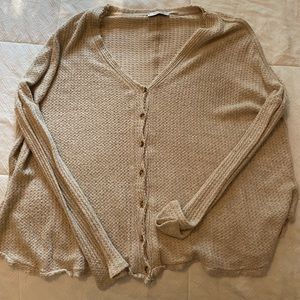 Urban Out from under John thermal top